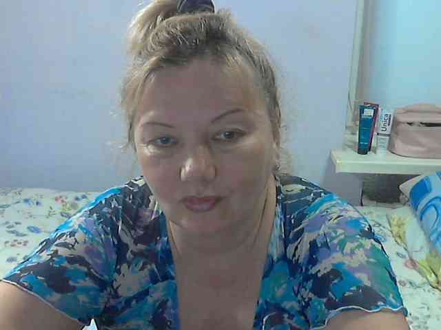 LucyAlexis webcam
