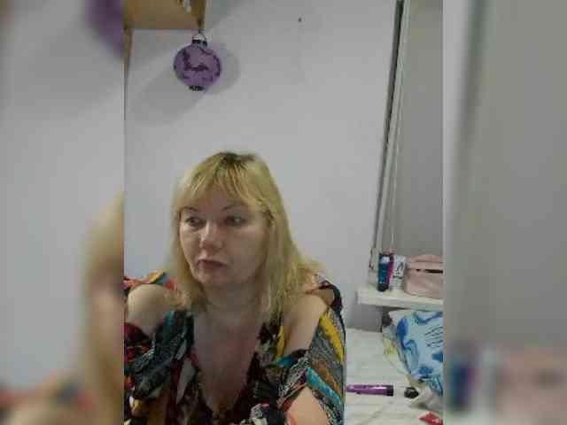 LucyAlexis webcam