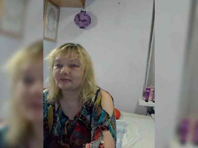 LucyAlexis webcam