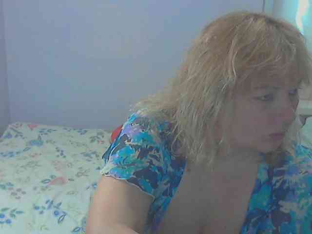 LucyAlexis webcam