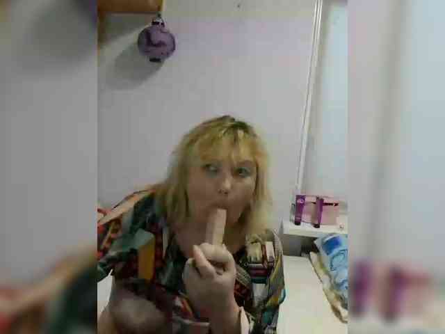 LucyAlexis webcam