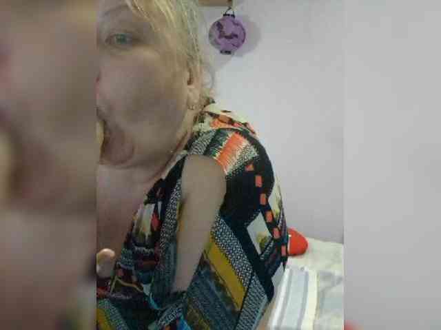 LucyAlexis webcam