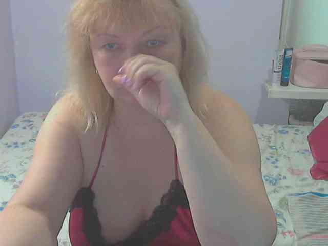 LucyAlexis webcam