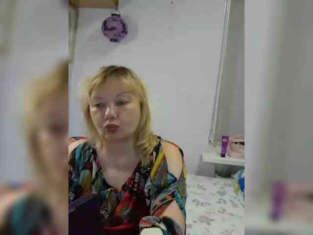 LucyAlexis webcam