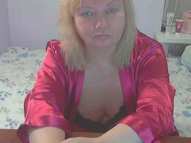 LucyAlexis webcam