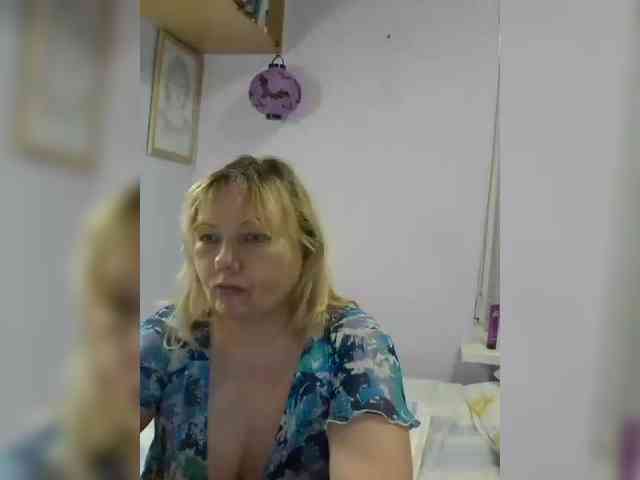 LucyAlexis webcam