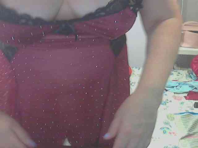 LucyAlexis webcam