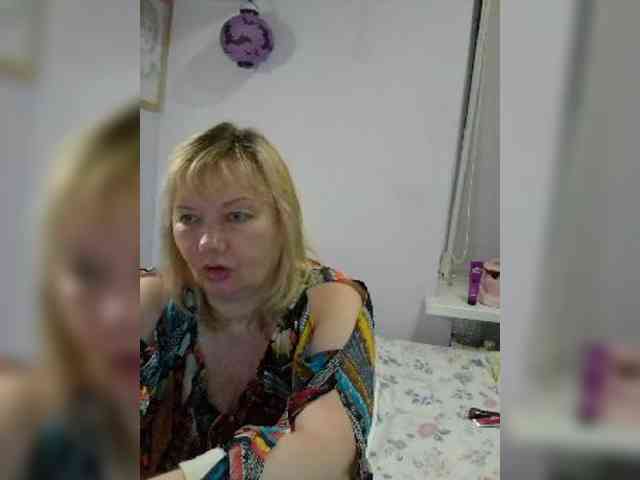 LucyAlexis webcam