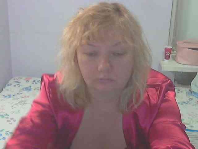 LucyAlexis webcam