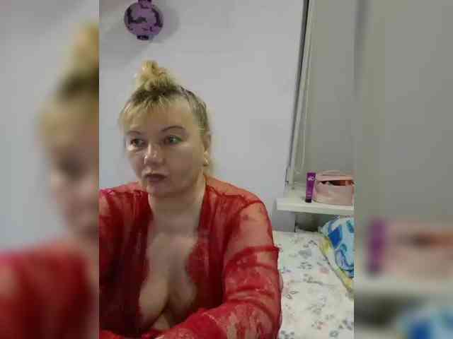 LucyAlexis webcam