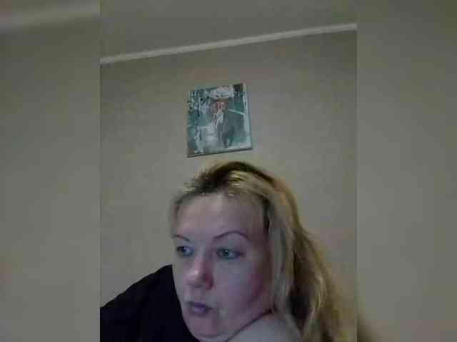 LucyAlexis webcam
