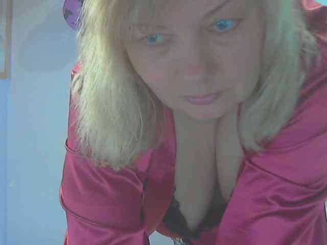 LucyAlexis webcam