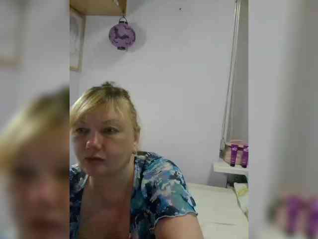 LucyAlexis webcam