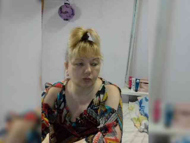 LucyAlexis webcam