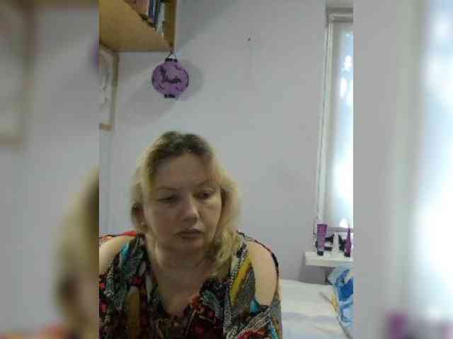 LucyAlexis webcam