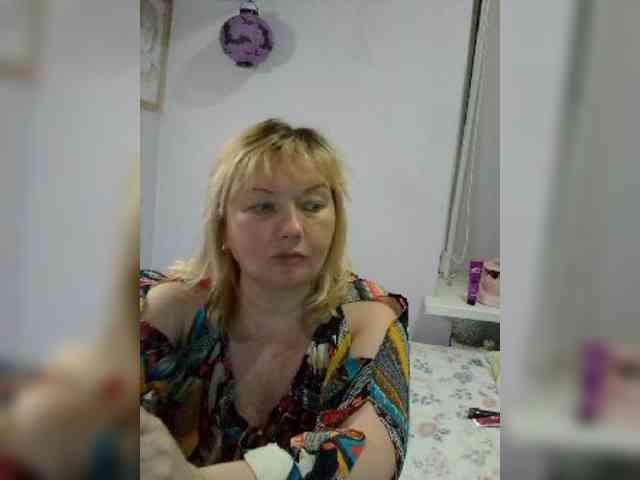 LucyAlexis webcam