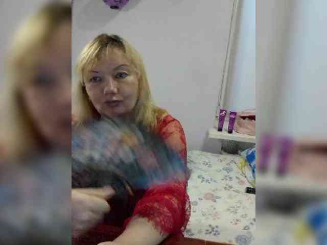 LucyAlexis webcam