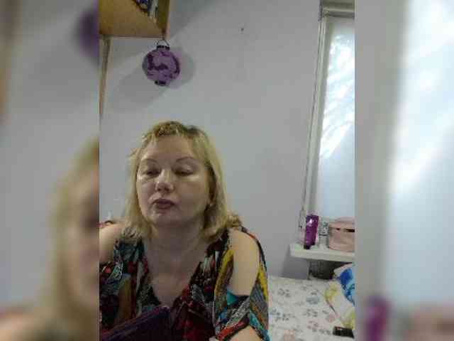LucyAlexis webcam
