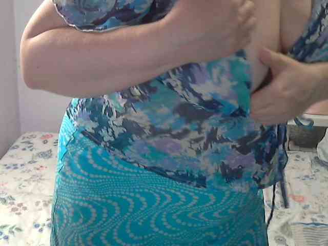 LucyAlexis webcam