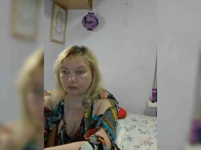 LucyAlexis Live Webcam on BongaCams