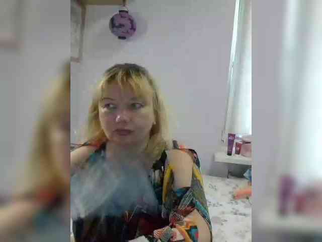 LucyAlexis webcam