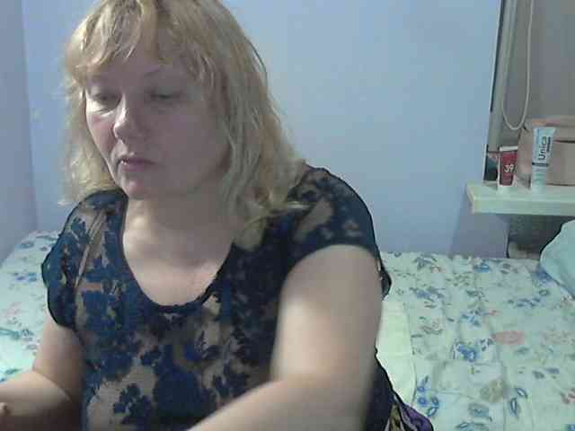 LucyAlexis webcam