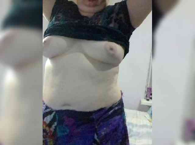 LucyAlexis webcam