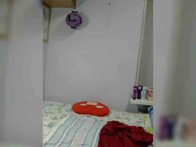 LucyAlexis webcam
