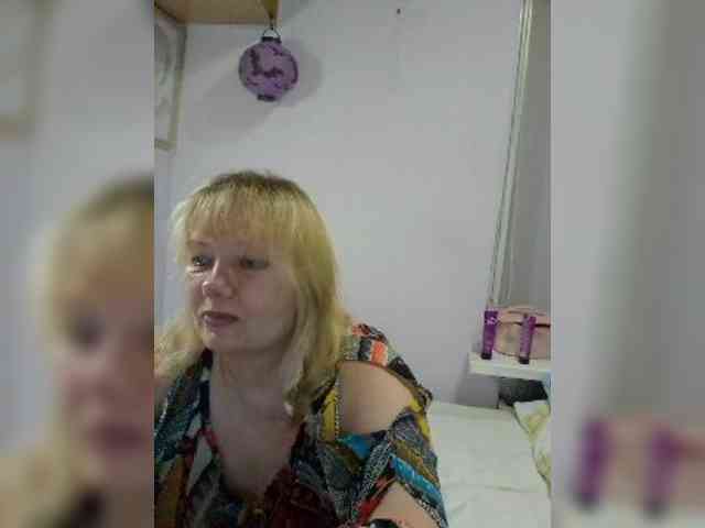 LucyAlexis webcam