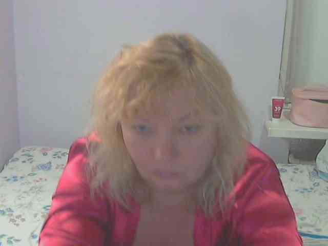 LucyAlexis webcam