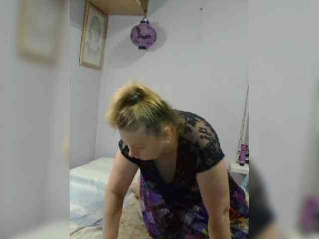 LucyAlexis webcam
