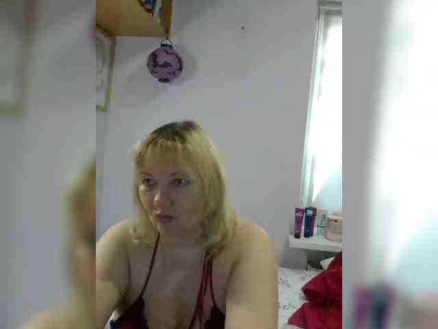 LucyAlexis webcam