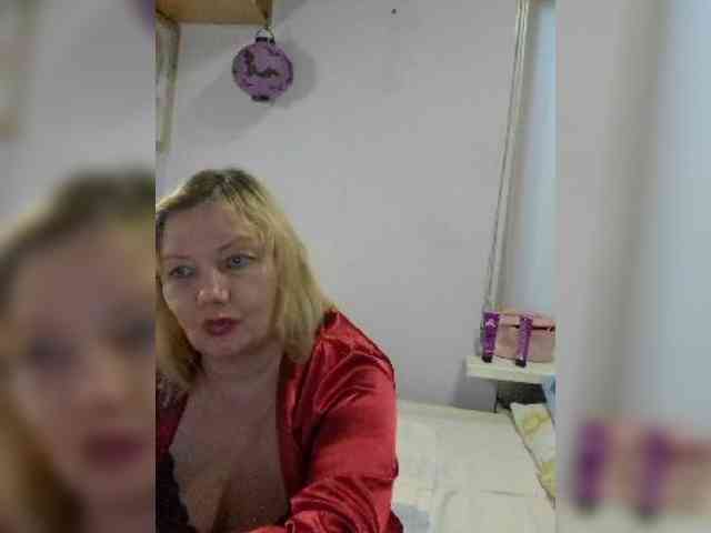 LucyAlexis webcam