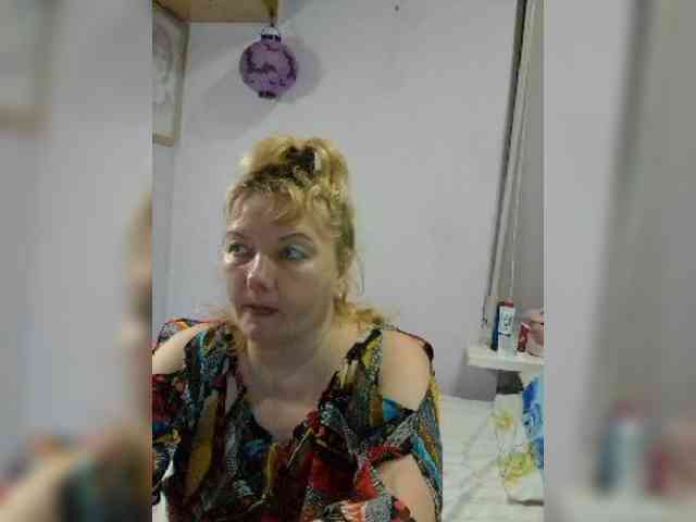 LucyAlexis webcam