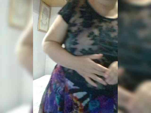 LucyAlexis webcam