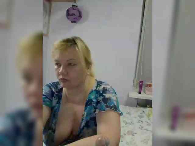 LucyAlexis webcam