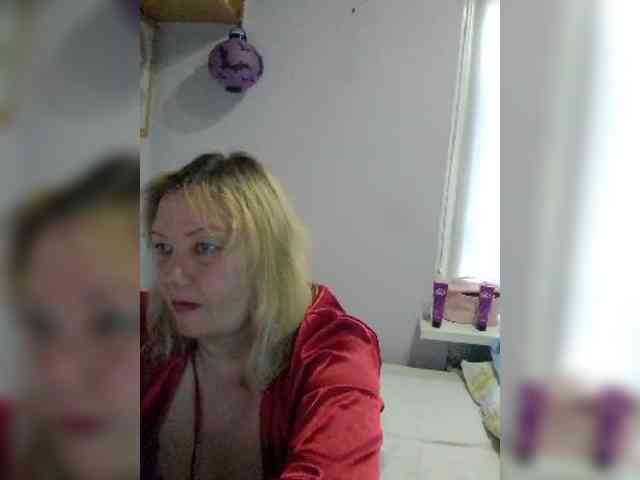 LucyAlexis webcam
