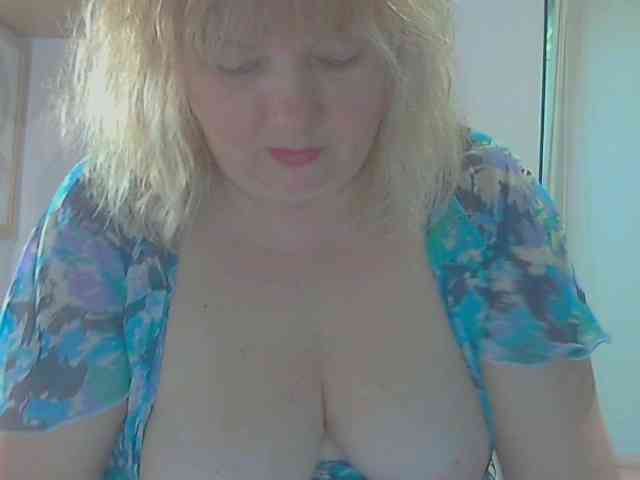 LucyAlexis webcam
