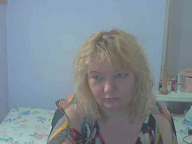 LucyAlexis webcam
