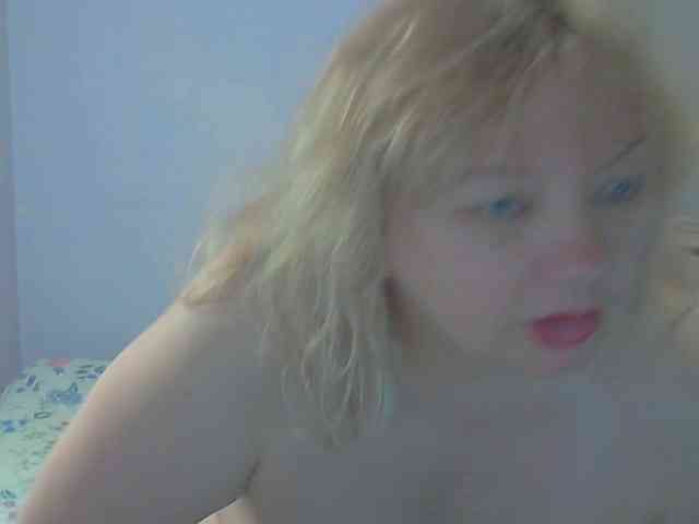 LucyAlexis webcam