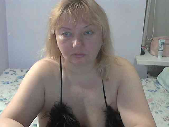 LucyAlexis webcam