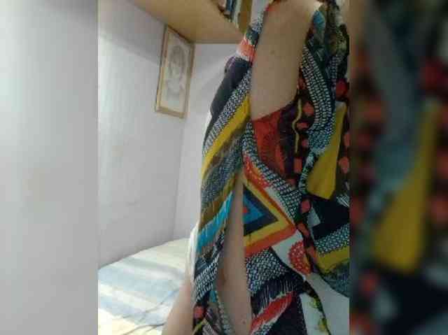LucyAlexis webcam