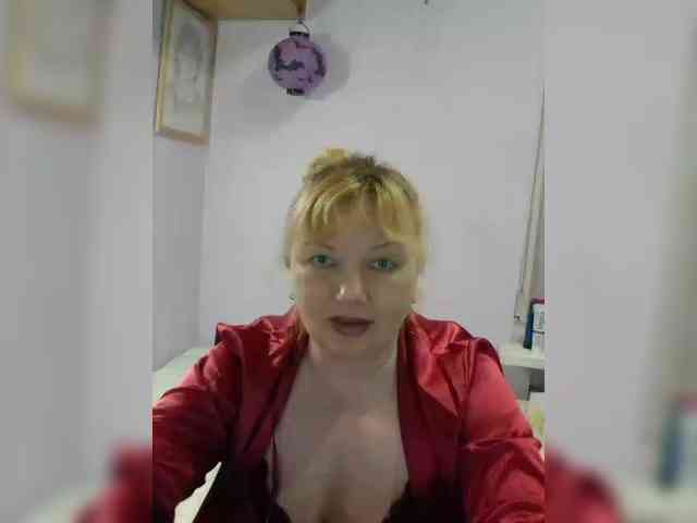 LucyAlexis webcam