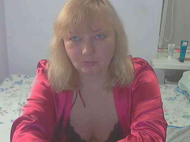 LucyAlexis webcam