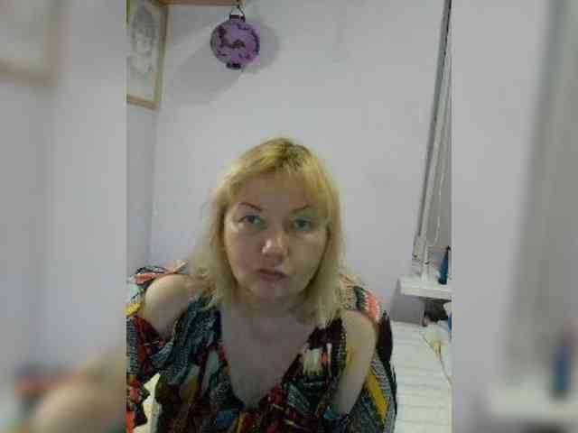 LucyAlexis webcam