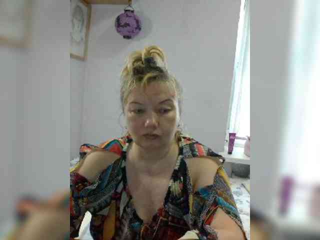 LucyAlexis webcam