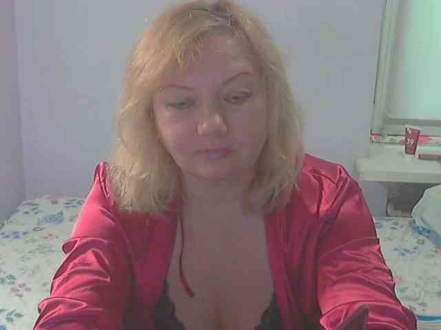 LucyAlexis webcam