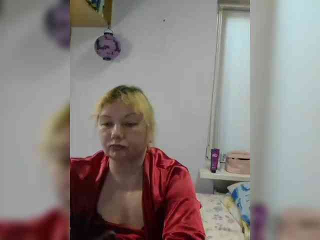 LucyAlexis webcam