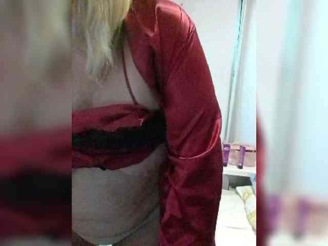 LucyAlexis webcam