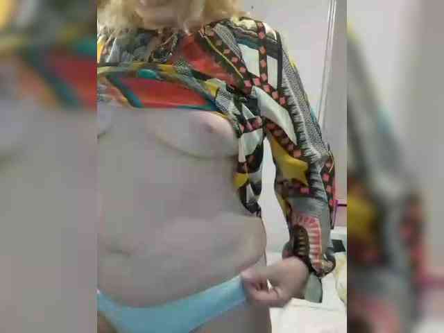 LucyAlexis webcam